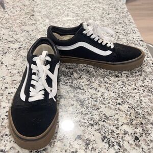 Vans Classics Black/White with Gum bottom 
Size 7 Men / 8 1/2 Women